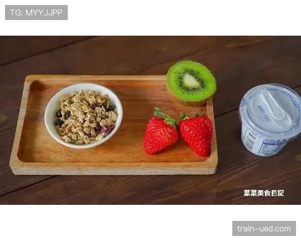 拉皮诺晒出训练后早餐：就这？